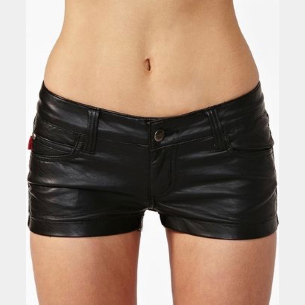 Forever21 shorts faux leather